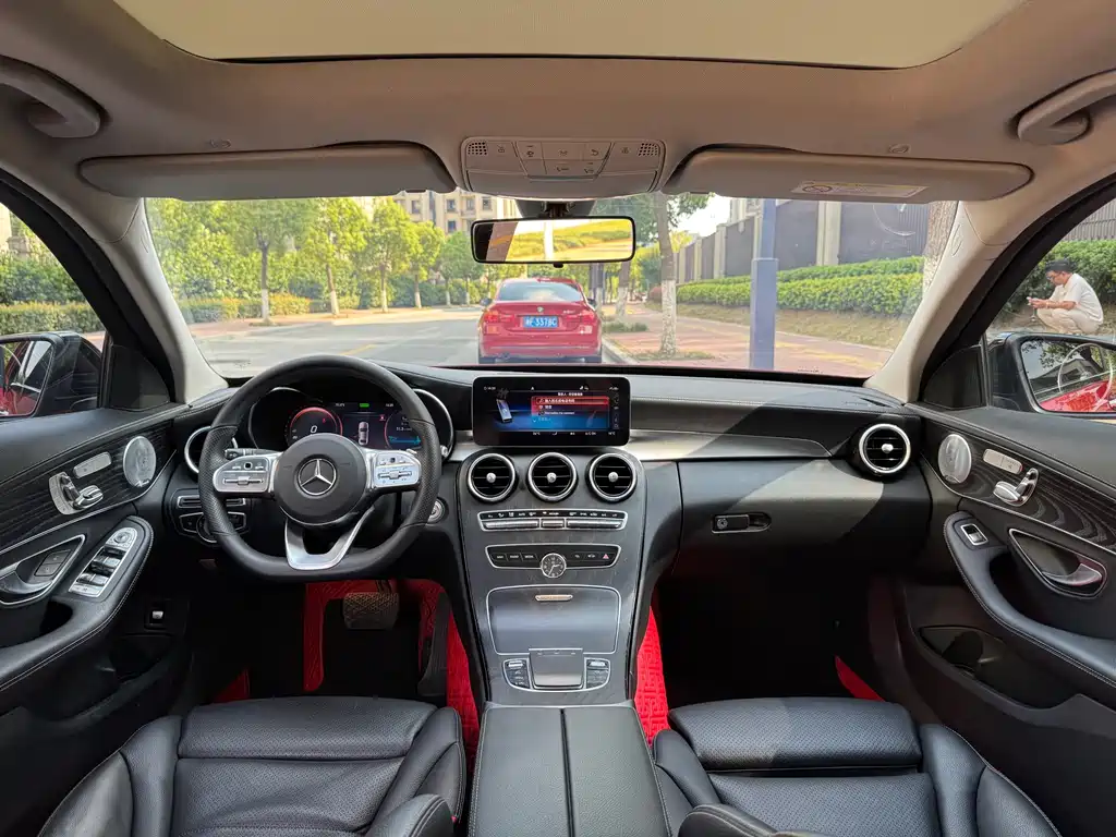 Mercedes-Benz C-Class — миниатюра 5