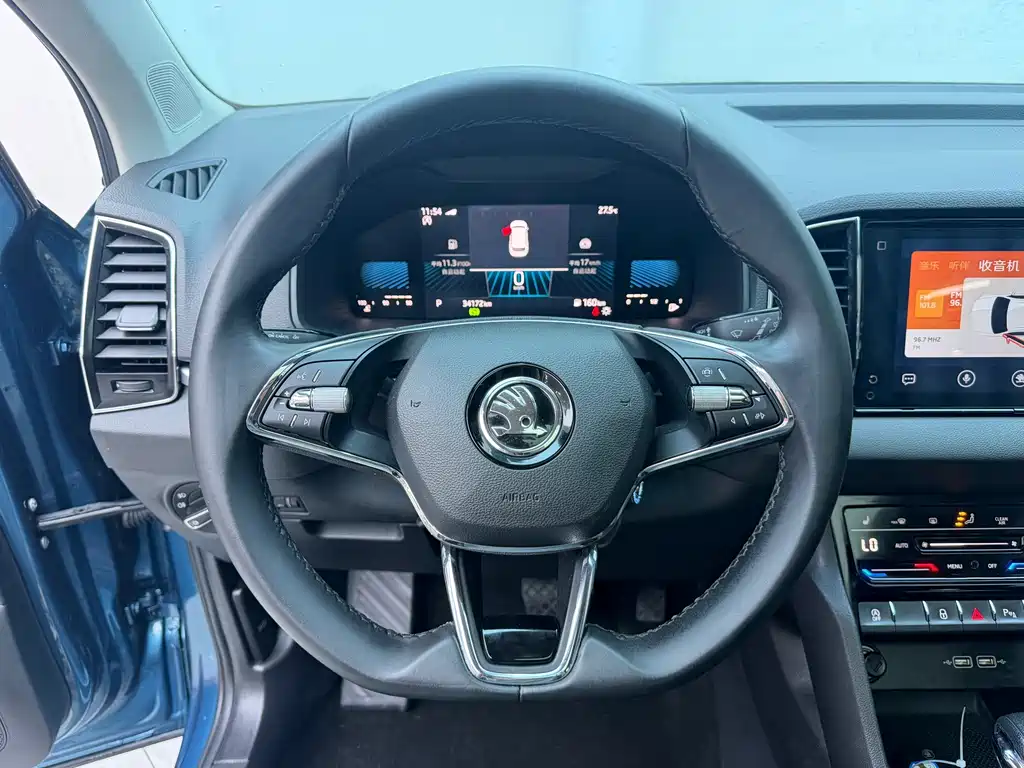 Skoda Karoq TSI280 Premium Edition, фото 11