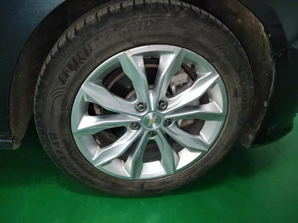 Chevrolet Malibu XL — миниатюра 9