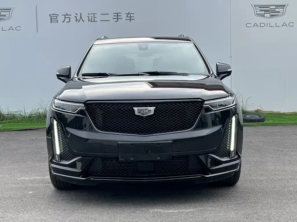 Cadillac XT6 2025 2.0T мест Luxury Executive