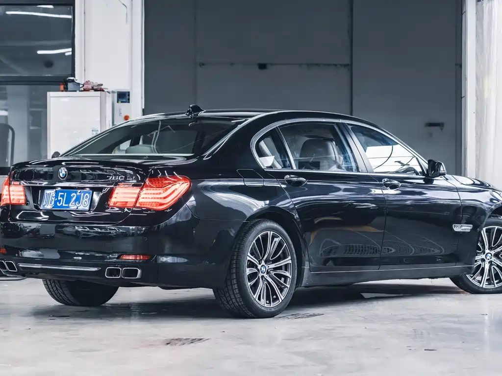BMW 7 Series 7 2010 760Li