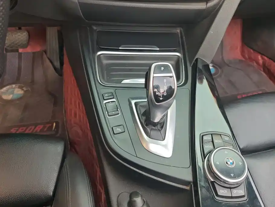 BMW 4 Series — миниатюра 16