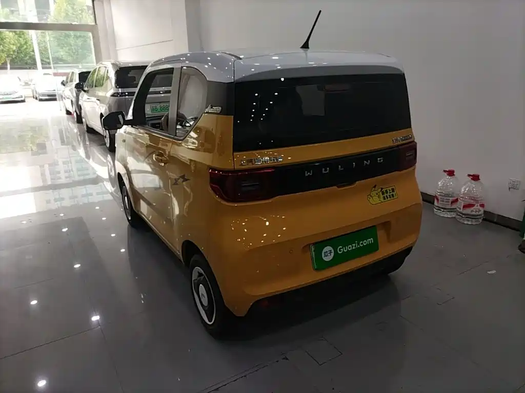 Wuling MINIEV — миниатюра 5