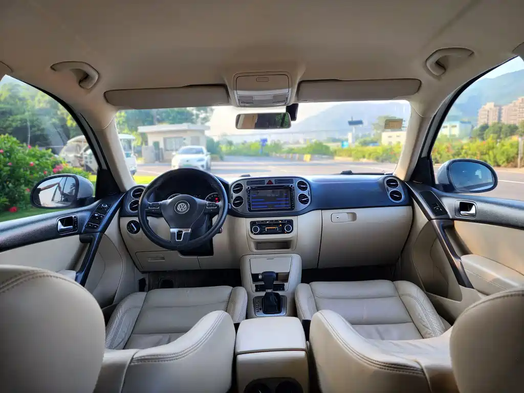 Volkswagen Tiguan — миниатюра 11