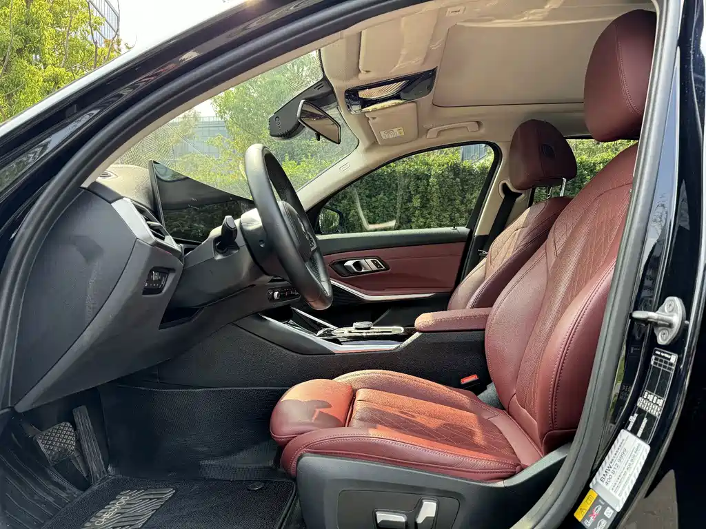 BMW i3 — миниатюра 11