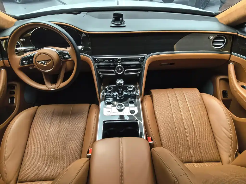 BENTLEY FLYING SPUR PLUG IN HYBRID