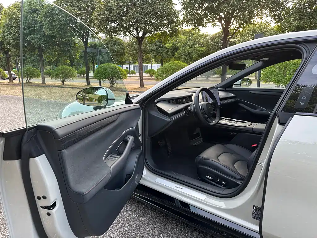 XIAOMI CAR XIAOMI SU7