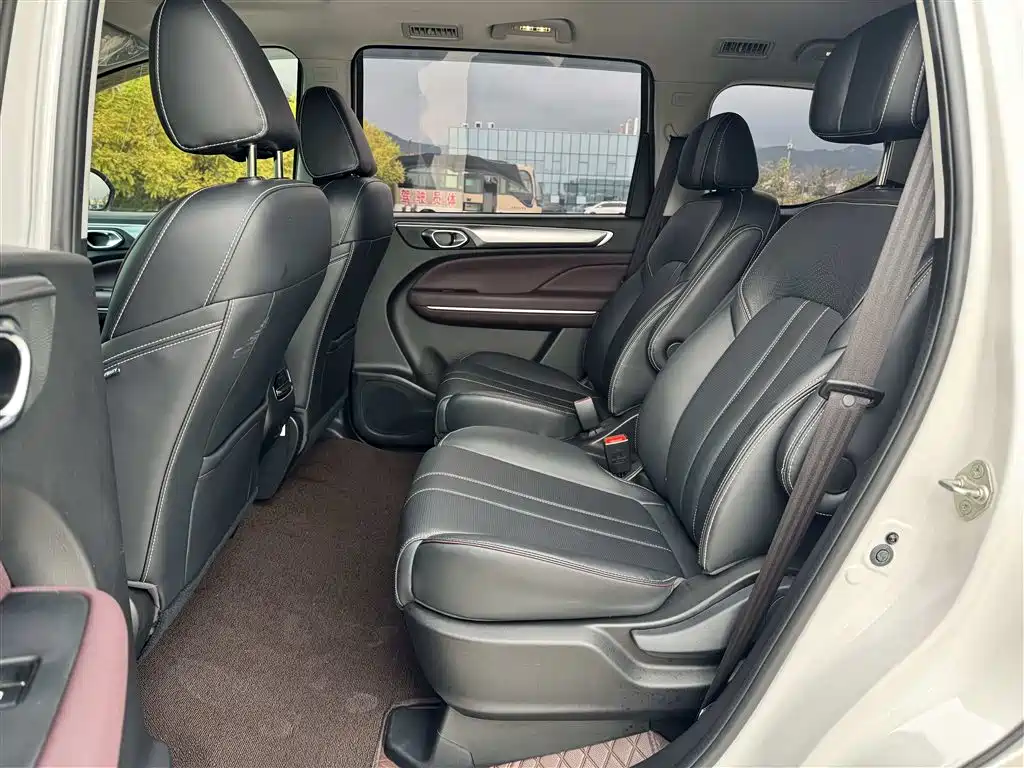GAC Motor Trumpchi M6 — миниатюра 8