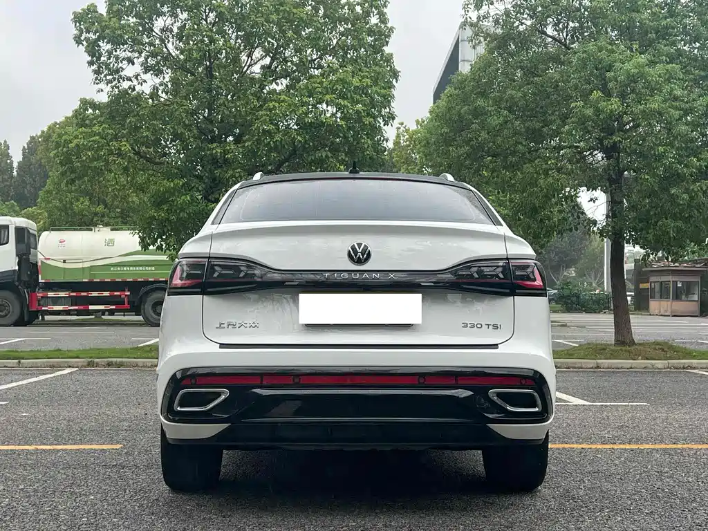 VOLKSWAGEN TIGUAN X
