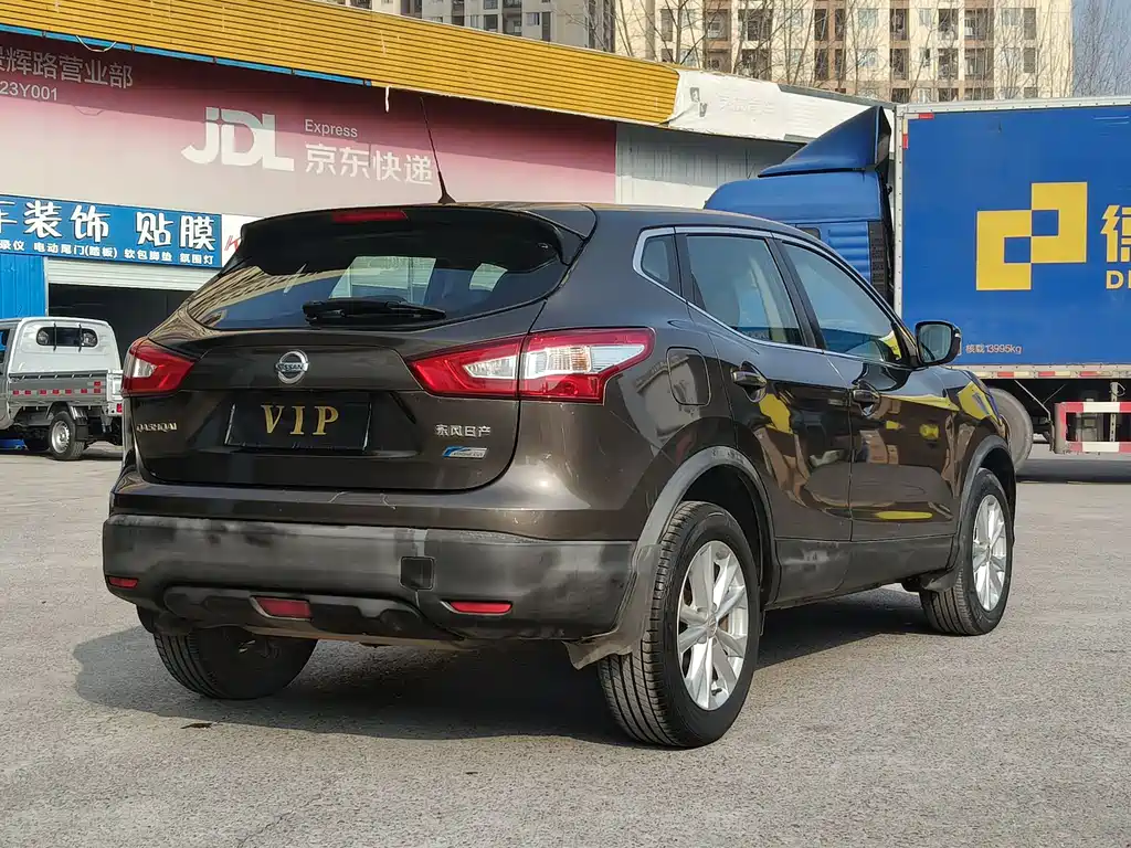 NISSAN QASHQAI