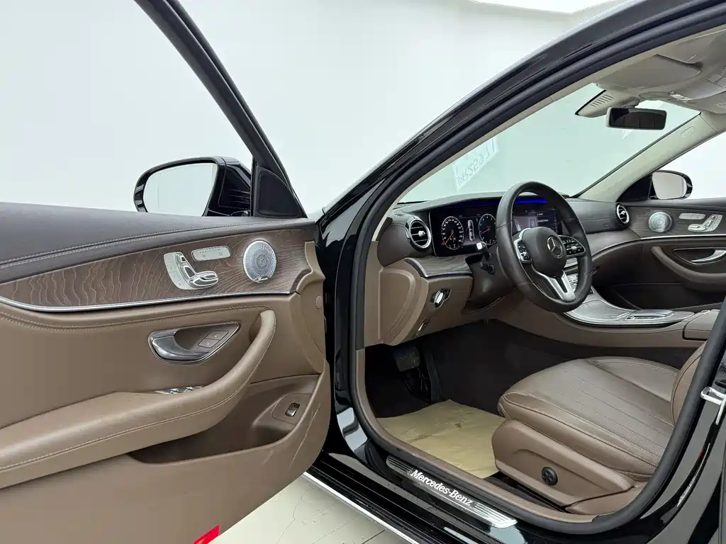 Mercedes-Benz E-Class E 2020 E 300 L Luxury