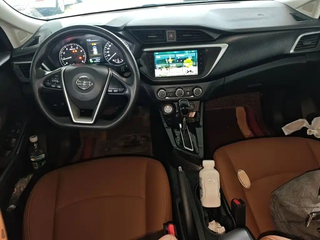 Nissan Bluebird — миниатюра 10