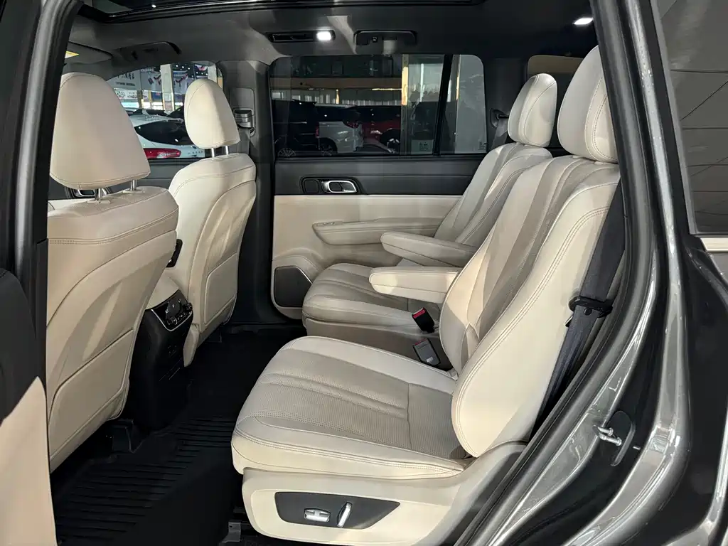 Li Auto ONE 2020 6 мест