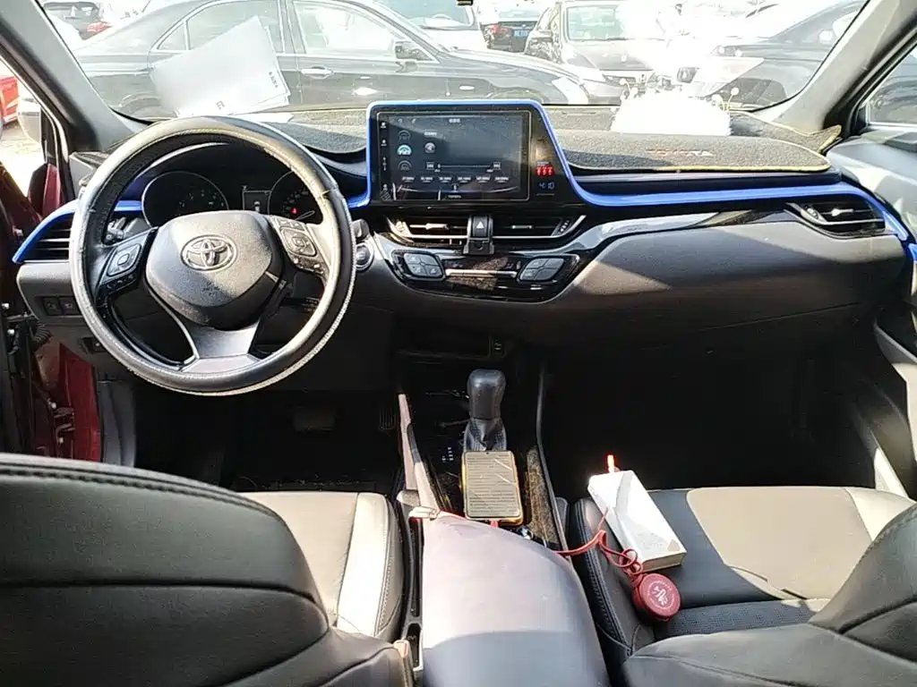 Toyota IZOA — миниатюра 10