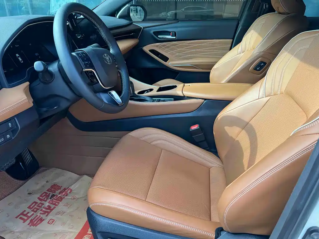 Toyota Avalon — миниатюра 8