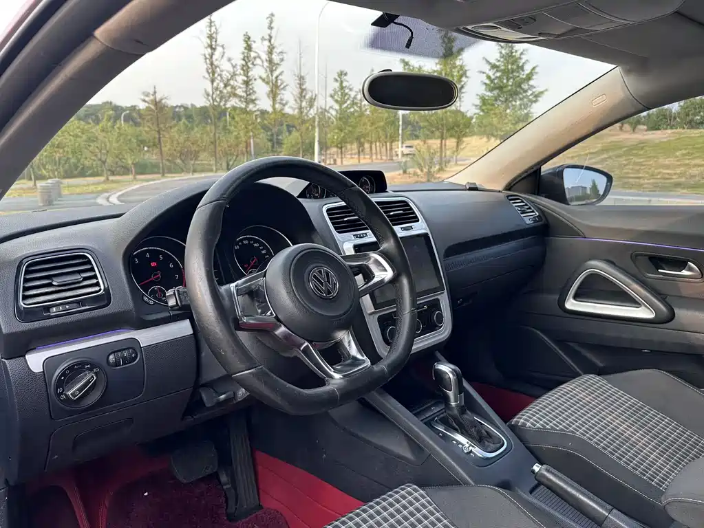 Volkswagen Scirocco — миниатюра 8