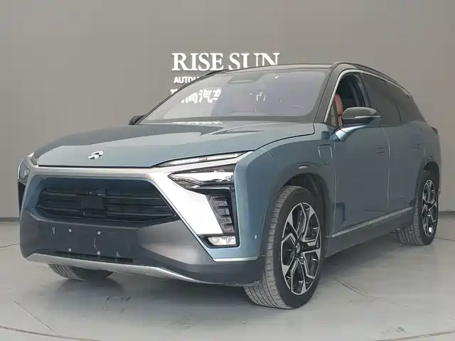 NIO NIO ES8 2021