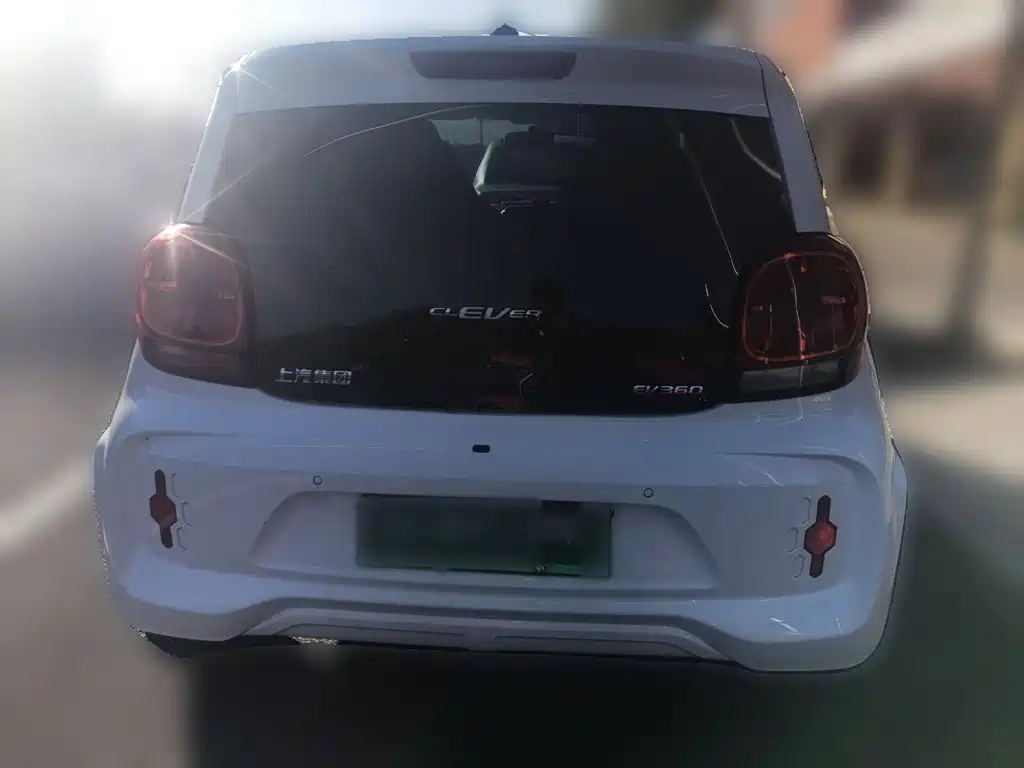 Roewe Clever — миниатюра 3