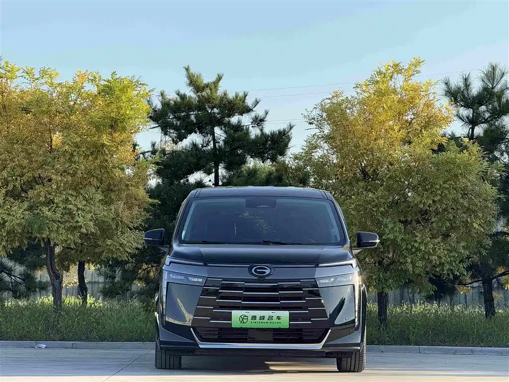 GAC Motor Trumpchi E8 PHEV — миниатюра 2