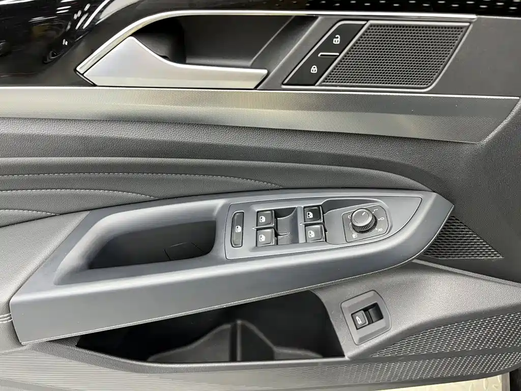 Volkswagen Passat — миниатюра 16