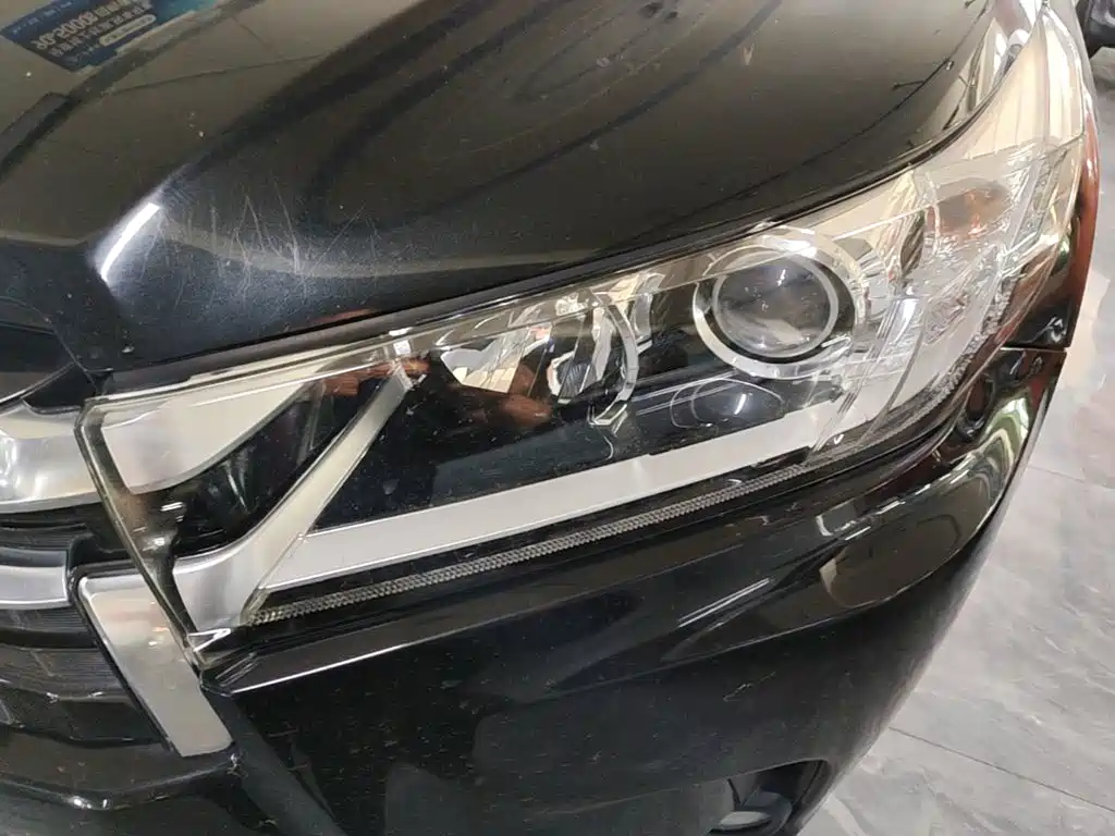 Toyota Highlander — миниатюра 24