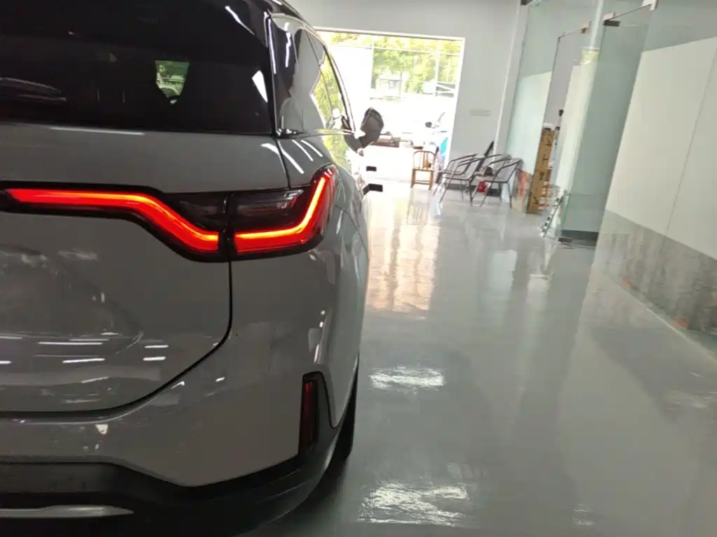 NIO ES6 — миниатюра 8
