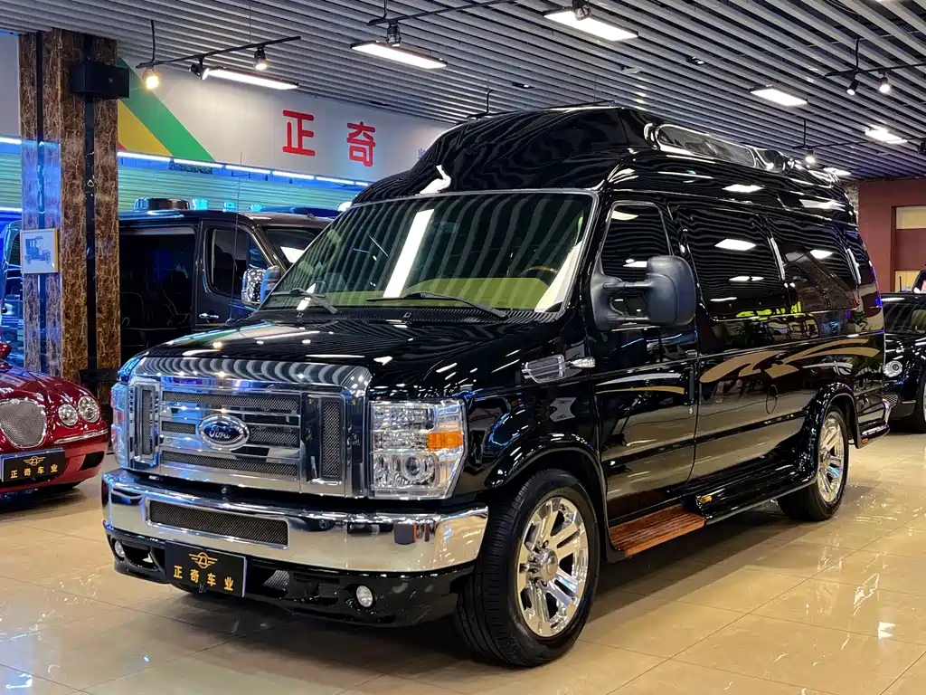 Ford E350 — миниатюра 3