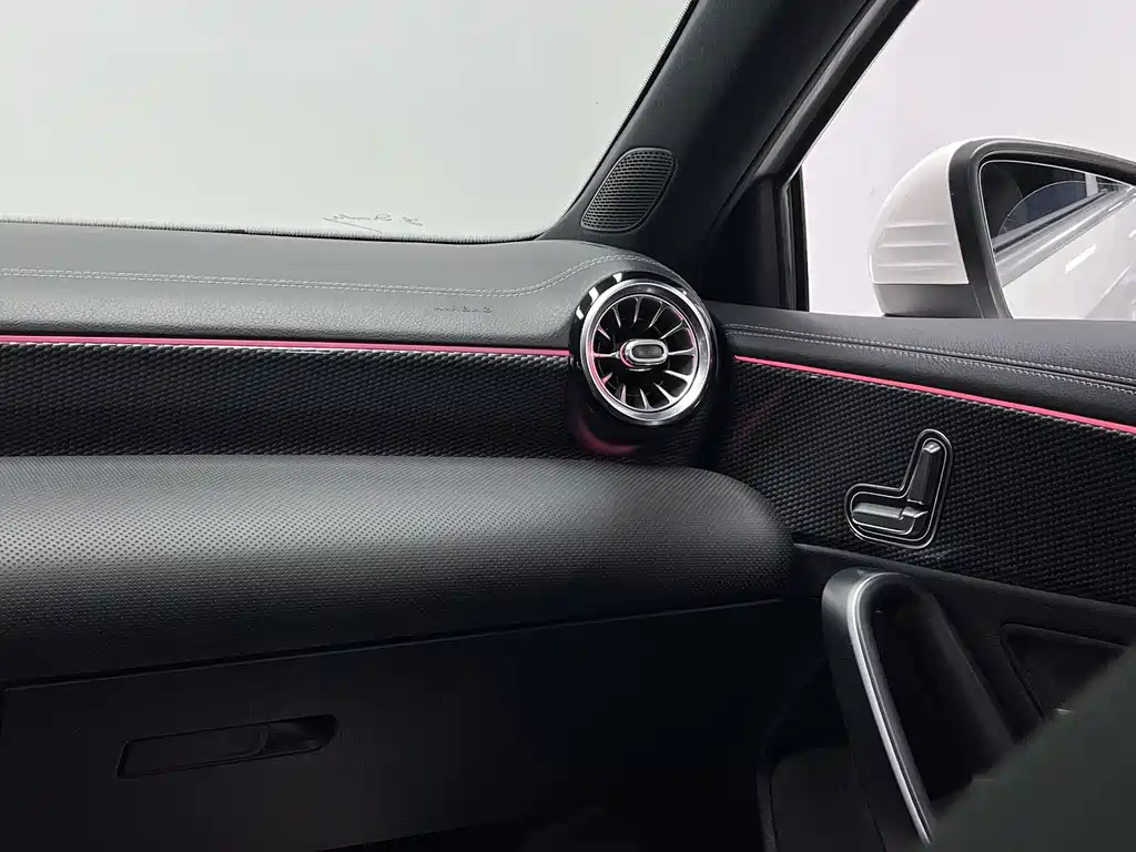 Mercedes-Benz A-Class — миниатюра 23