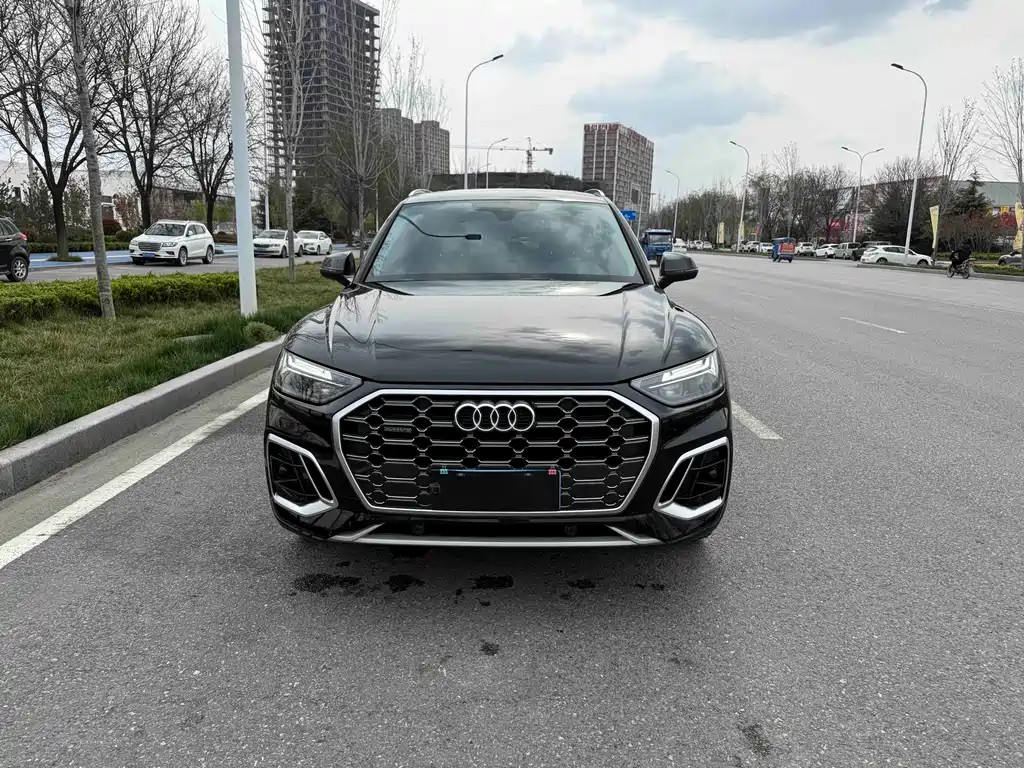 Audi Q5L 2022 45T Luxury