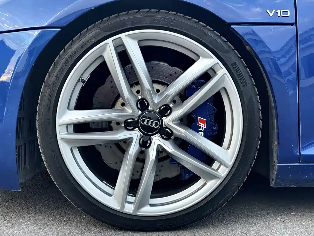 Audi R8 — миниатюра 8