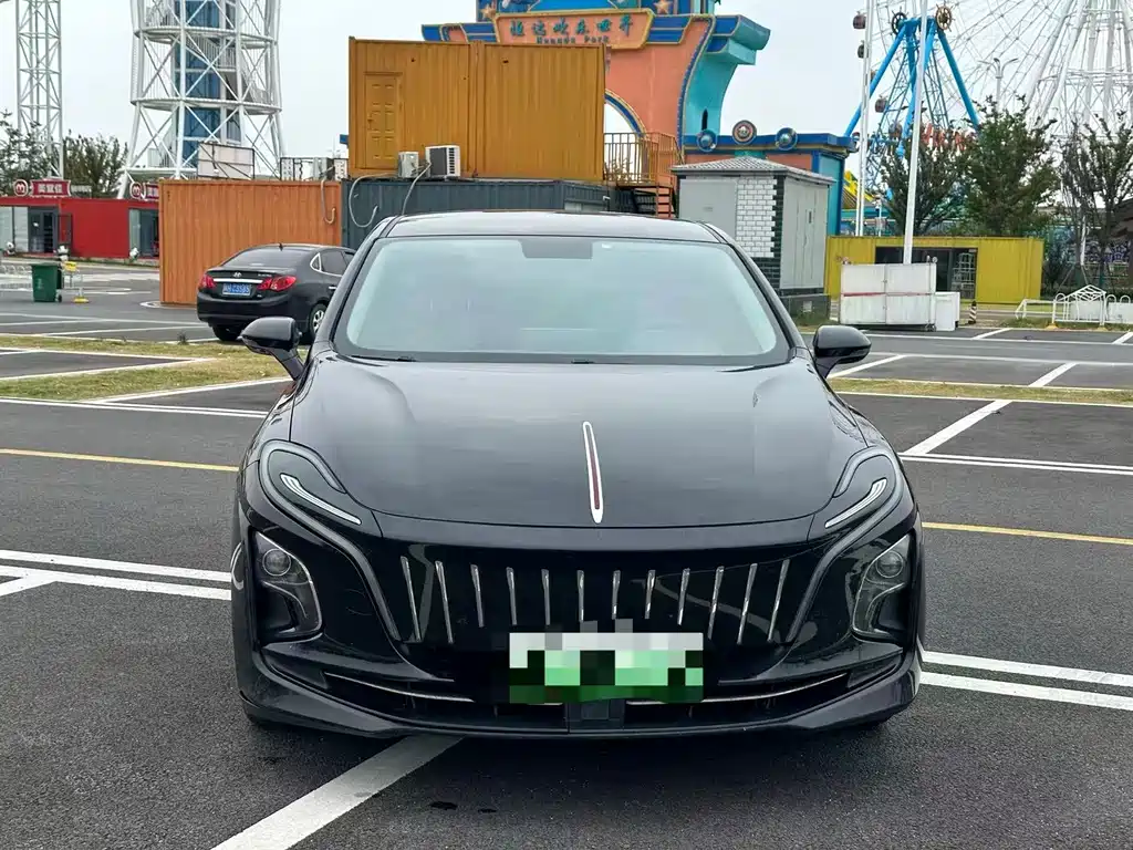 Hongqi Hongqi E-QM5 — миниатюра 2