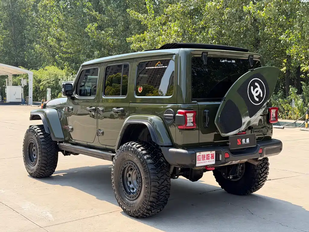 Jeep Wrangler — миниатюра 6