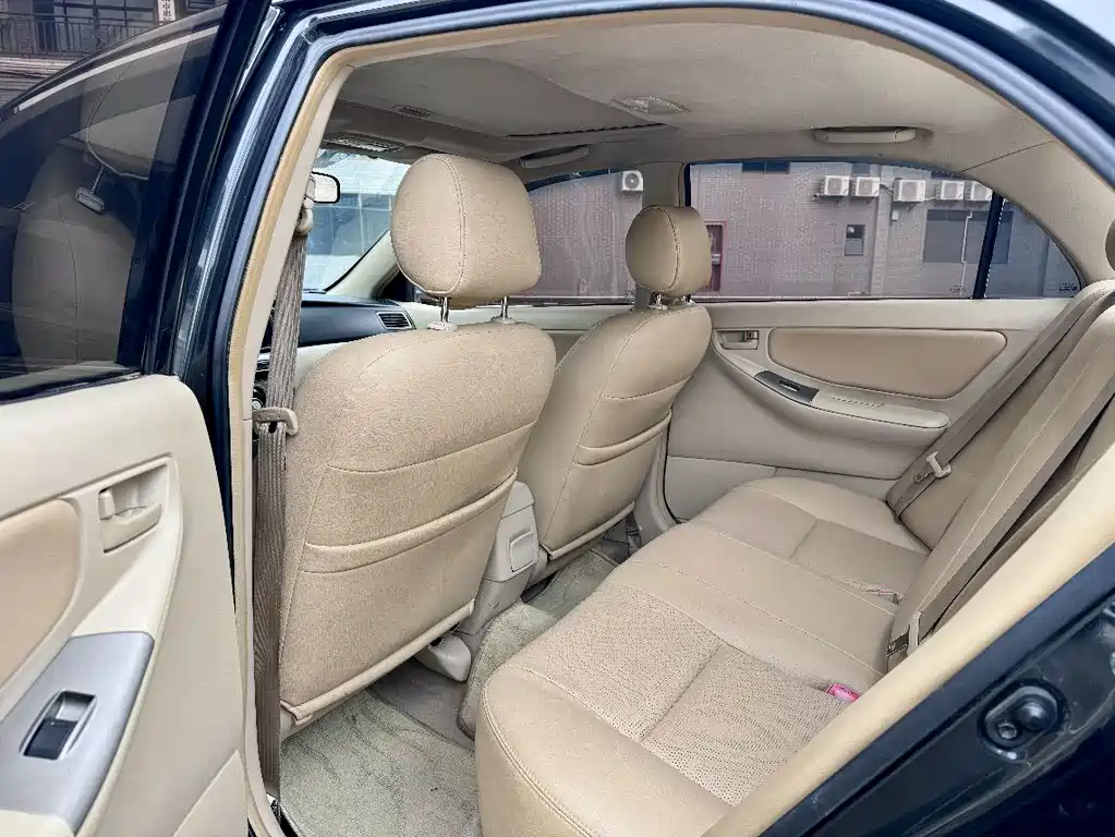 Toyota Corolla — миниатюра 8