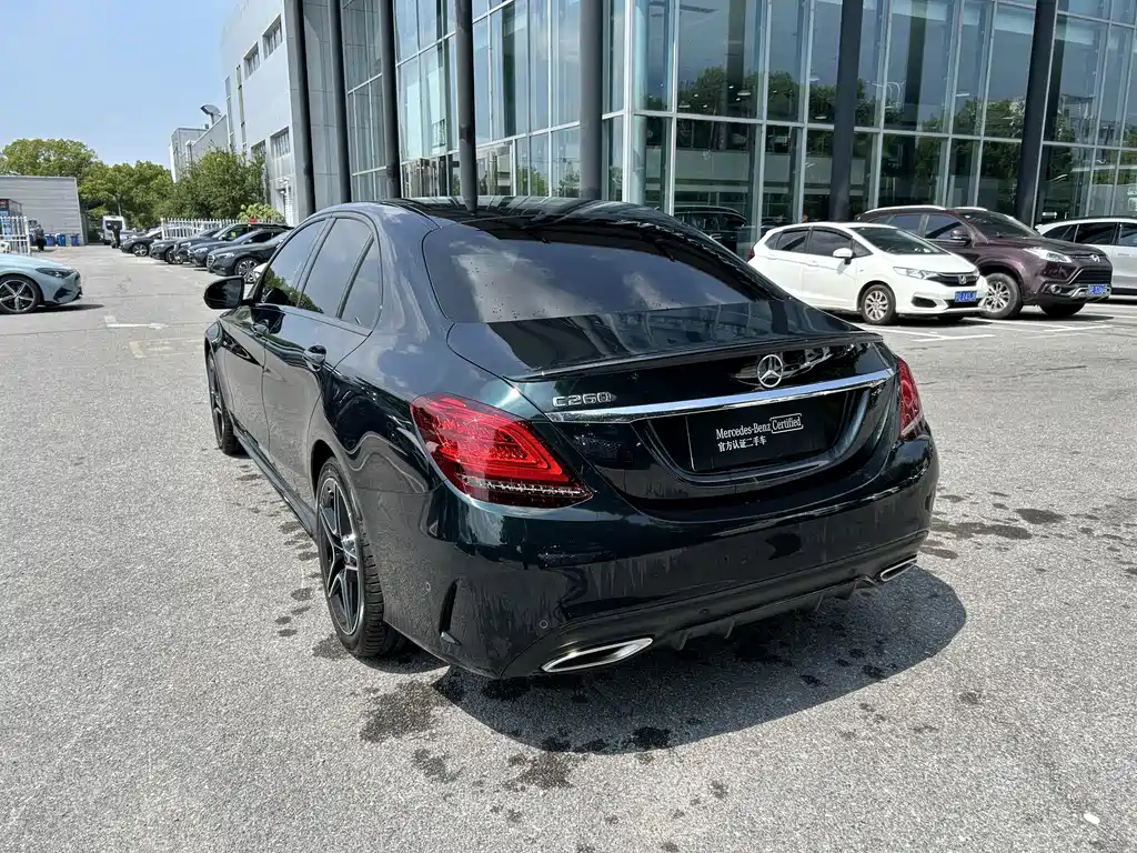 Mercedes-Benz C-Class — миниатюра 7