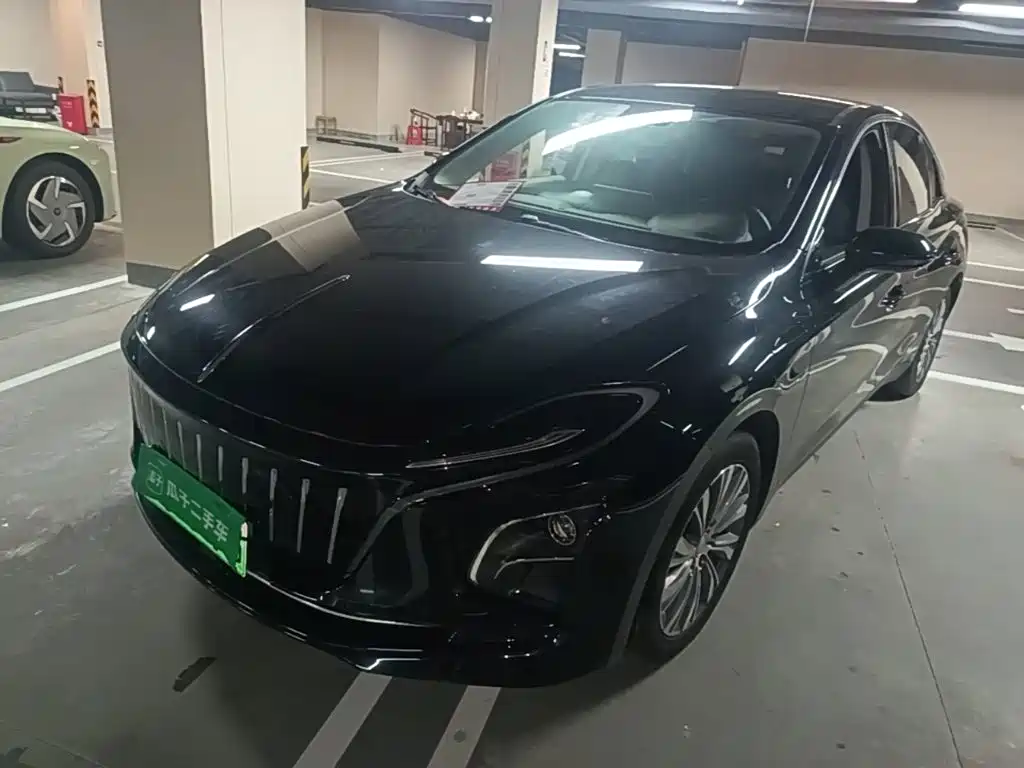 Hongqi Hongqi E-QM5 — миниатюра 2