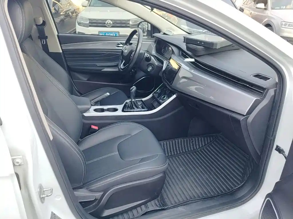 Chery Arrizo 5 — миниатюра 25