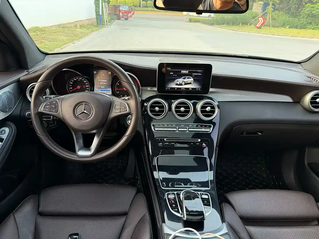 Mercedes-Benz GLC — миниатюра 8