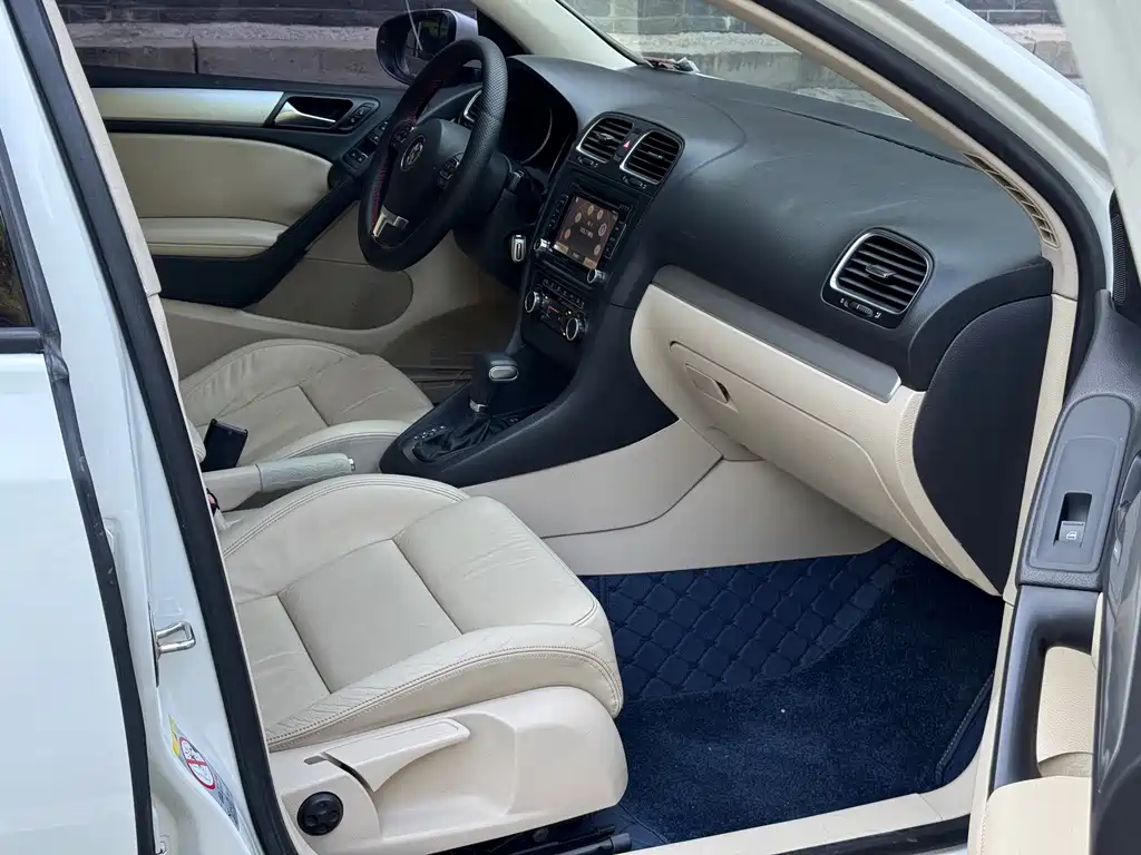 Volkswagen Golf — миниатюра 11