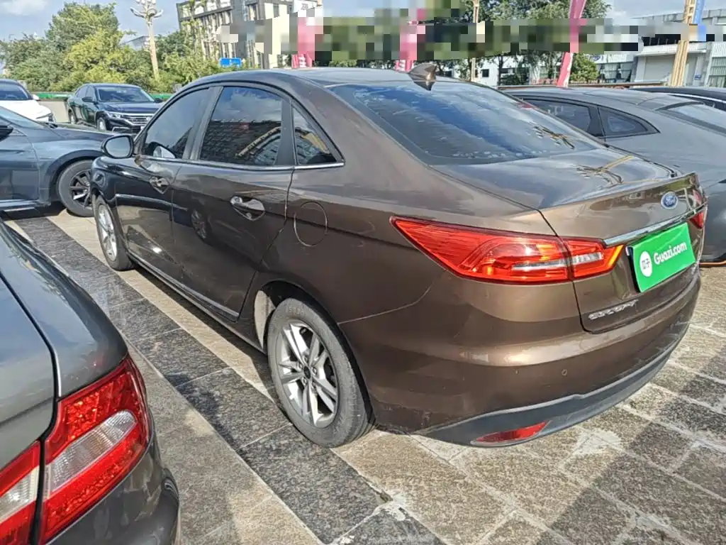 Ford Escort — миниатюра 5