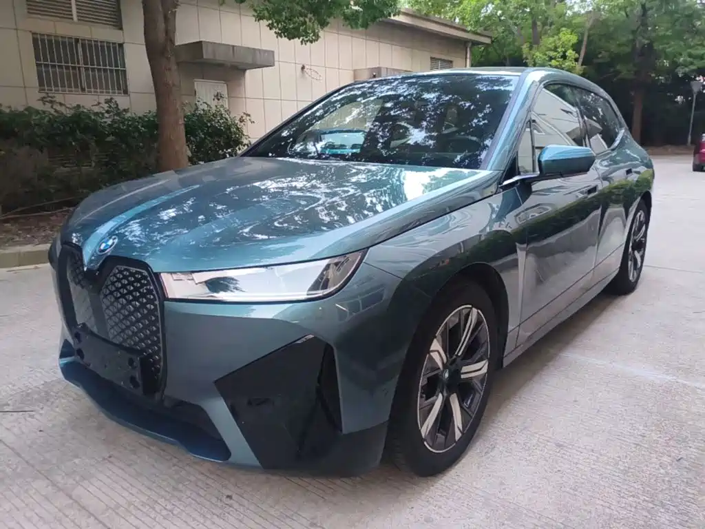 BMW iX — миниатюра 2