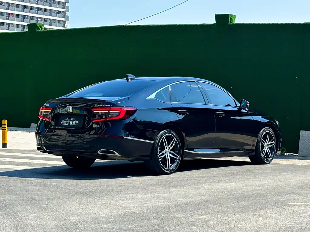 Honda Accord — миниатюра 5