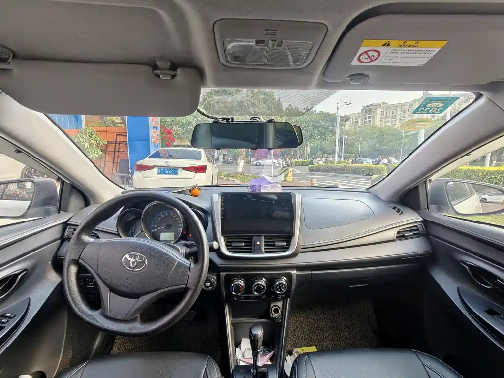 TOYOTA YARIS L ZHIXUAN