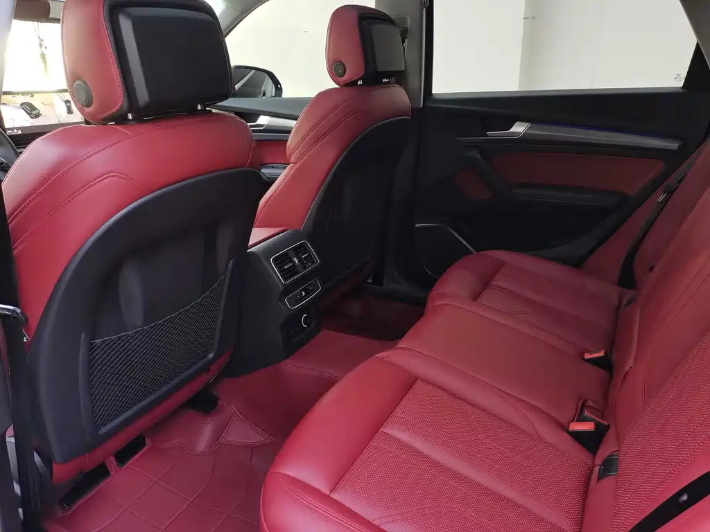 Audi Q5L — миниатюра 15