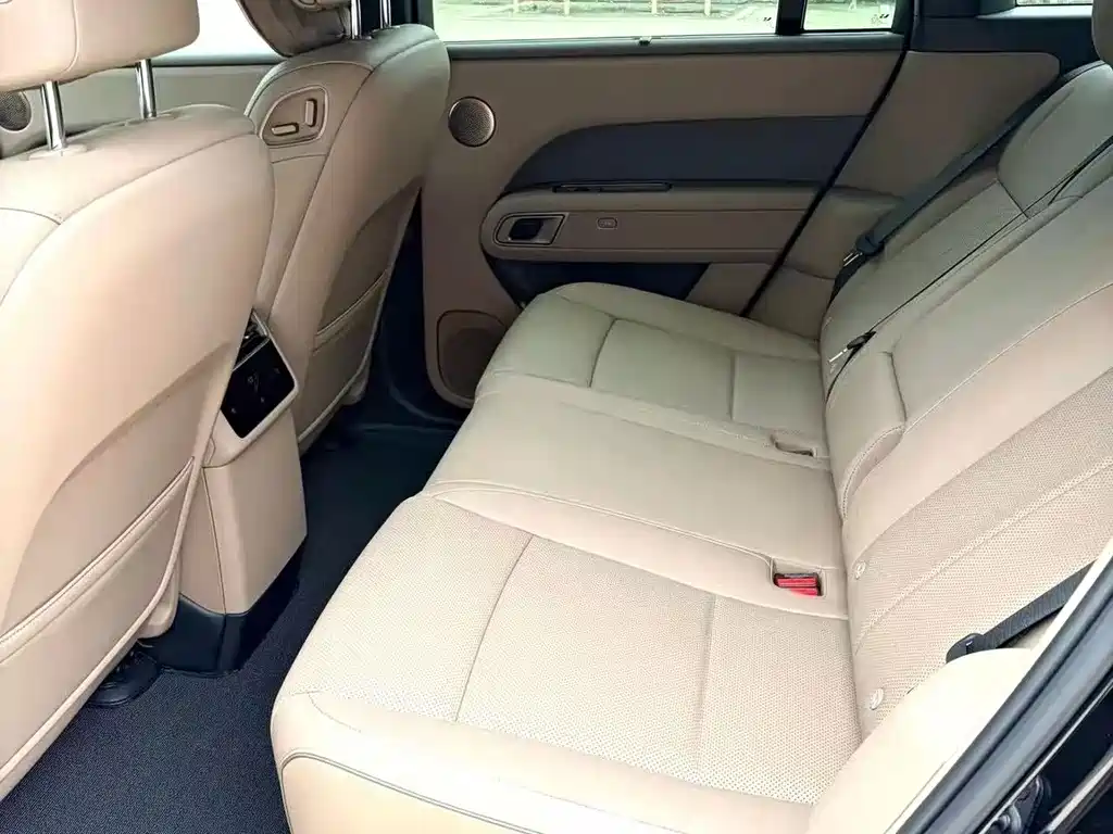 Li Auto Li L6 — миниатюра 4