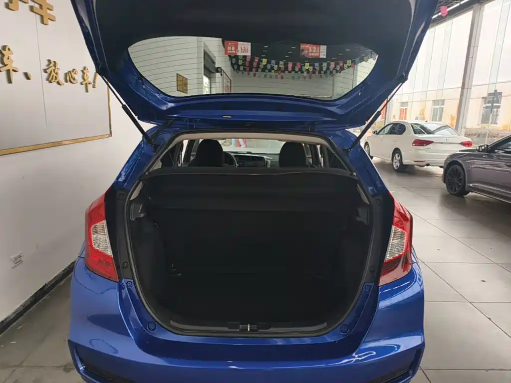 Honda Fit — миниатюра 19