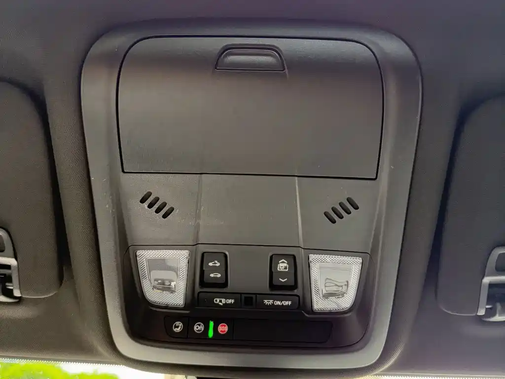 Cadillac XT6 — миниатюра 25