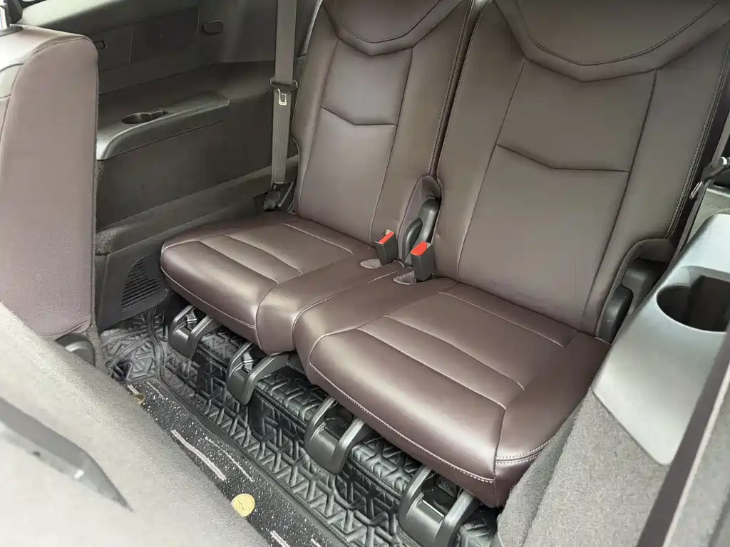 Cadillac XT6 — миниатюра 33