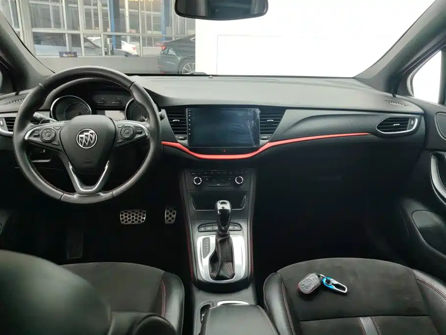 Buick Verano — миниатюра 12