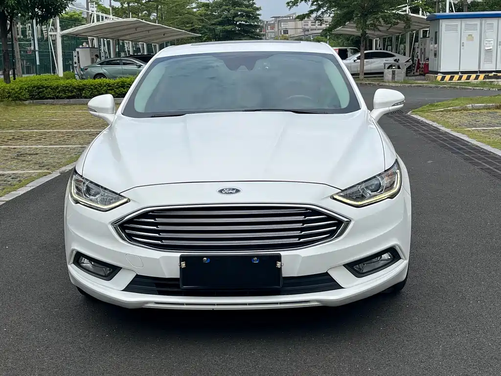 Ford Mondeo — миниатюра 2