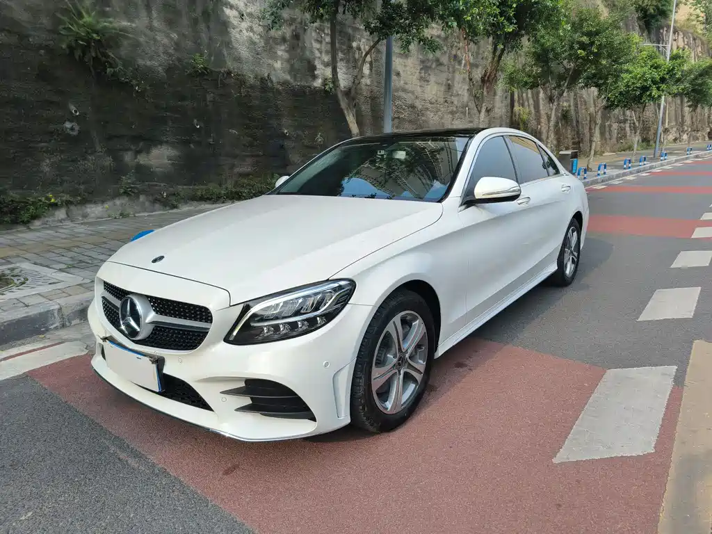 Mercedes-Benz C-Class 2019